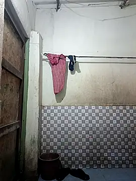 Snapshot of nughtytommy01 chatting on 04-04-26, 06:05 nughtytommy01 online show from 04-04-26, 06:05