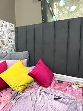 Dirtydaisyxx25 online show from 11-25-25, 10:26