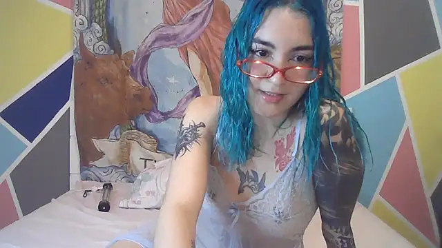 Snapshot of peetitefairy chatting on 09-26-25, 10:14 peetitefairy online show from 09-26-25, 10:14