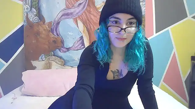 Snapshot of peetitefairy chatting on 10-09-25, 11:47 peetitefairy online show from 10-09-25, 11:47