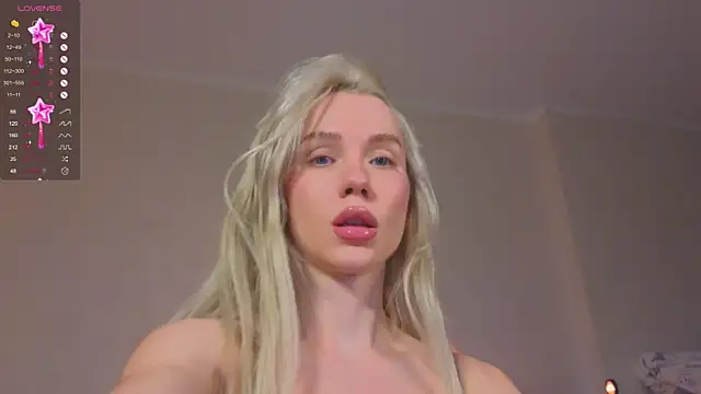 KittenFang online show from 01-06-26, 05:16