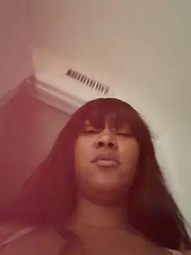 LuckyKhloe online show from 05-22-26, 10:54