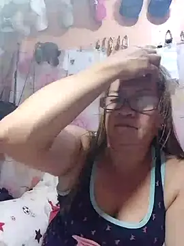 Snapshot of vickyhot1966 chatting on 07-15-26, 02:00 vickyhot1966 online show from 07-15-26, 02:00
