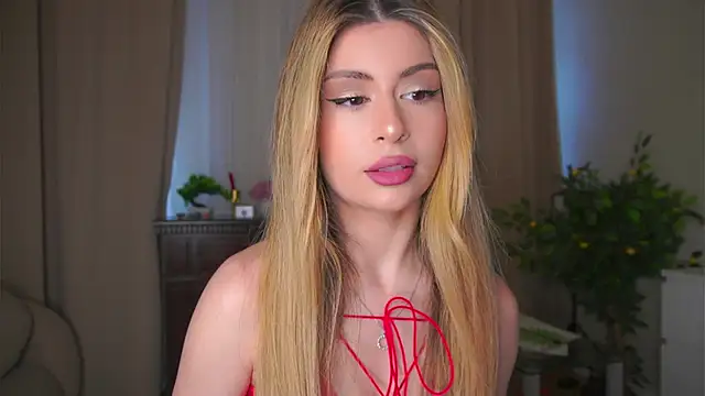Snapshot of GeorginaHarn chatting on 06-01-26, 08:05 GeorginaHarn online show from 06-01-26, 08:05