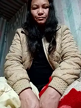 Love-Mama33 online show from 01-12-26, 06:02