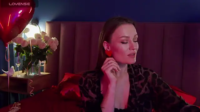 EvelynPoole online show from 02-15-26, 07:51