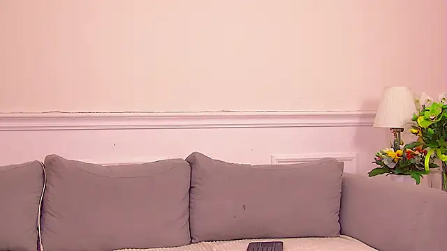 VanessaDusk online show from 03-18-26, 05:10