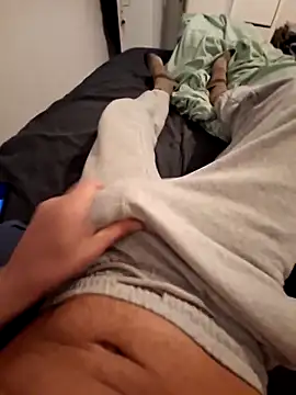 Yoaannn online show from 11-17-25, 04:46