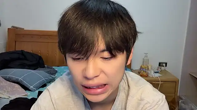 w5206t online show from 10-30-25, 01:40