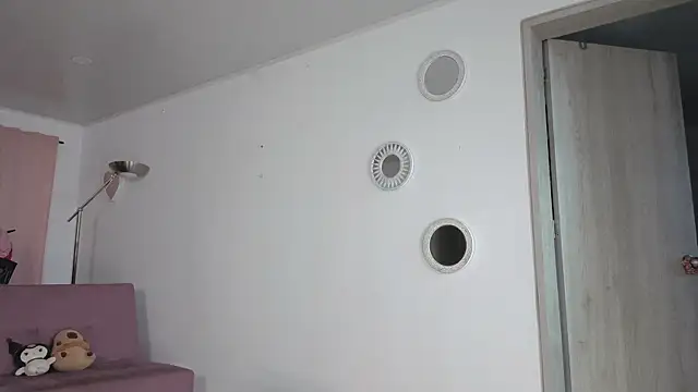 colette e online show from 11-19-25, 08:53