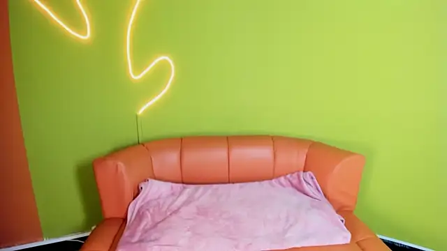 Lili milk20 online show from 04-07-26, 07:25