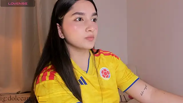 Snapshot of dulceangel__ chatting on 06-24-26, 03:49 dulceangel online show from 06-24-26, 03:49