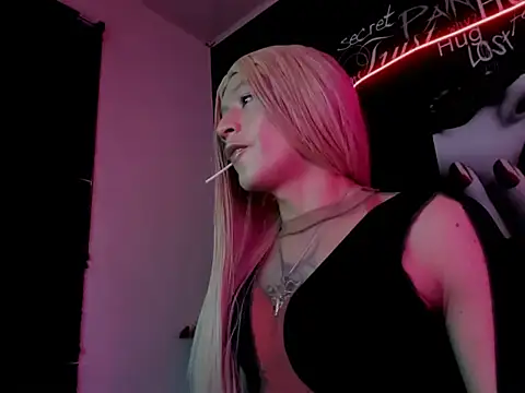 Snapshot of Megam_ chatting on 10-01-25, 01:22 Megam  online show from 10-01-25, 01:22