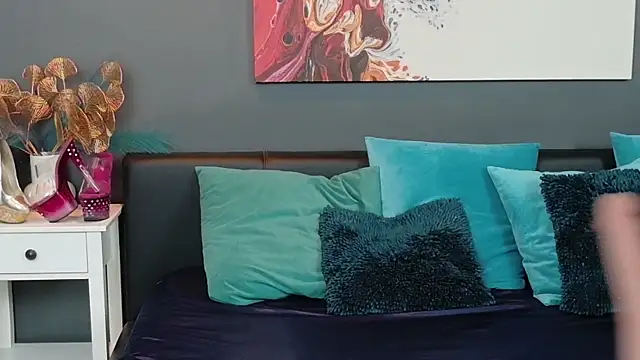 Snapshot of DashaFlame chatting on 12-21-25, 11:01 DashaFlame online show from 12-21-25, 11:01