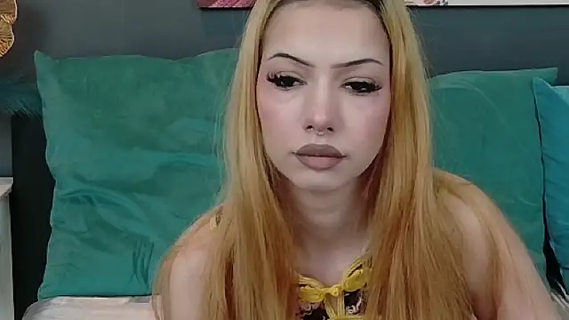 Snapshot of DashaFlame chatting on 02-20-26, 05:15 DashaFlame online show from 02-20-26, 05:15