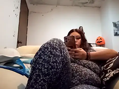 Kitty WetXxX online show from 11-18-25, 01:22