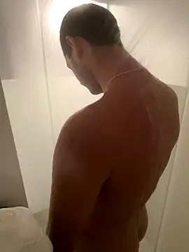 Snapshot of Cuervo25_ chatting on 11-28-25, 09:12 Cuervo25 online show from 11-28-25, 09:12