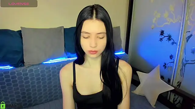 Snapshot of SelinLi chatting on 02-06-26, 08:40 SelinLi online show from 02-06-26, 08:40