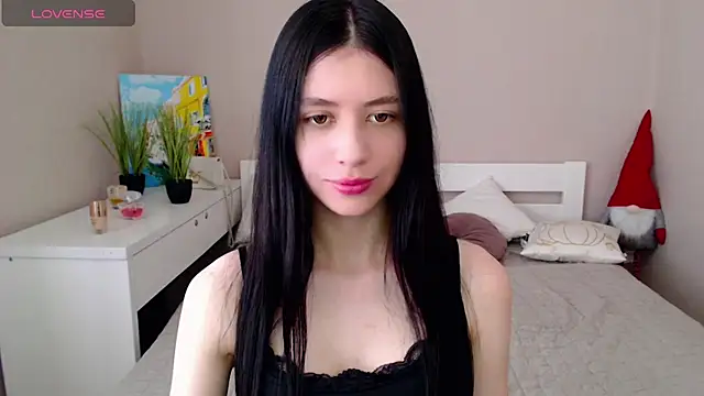 Snapshot of SelinLi chatting on 05-24-26, 08:41 SelinLi online show from 05-24-26, 08:41