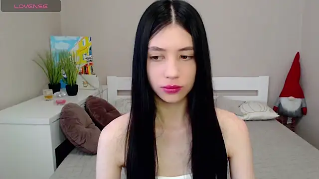 Snapshot of SelinLi chatting on 05-28-26, 05:16 SelinLi online show from 05-28-26, 05:16
