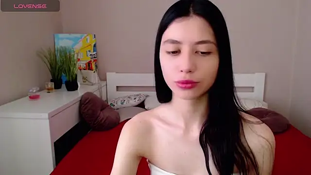 Snapshot of SelinLi chatting on 06-21-26, 08:39 SelinLi online show from 06-21-26, 08:39