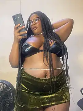 CurvyCocoxxx online show from 05-20-26, 09:43