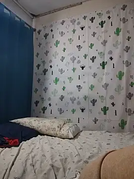 Snapshot of Avannay chatting on 06-06-26, 02:05 Avannay online show from 06-06-26, 02:05