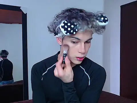 john vichenso online show from 11-10-25, 08:52