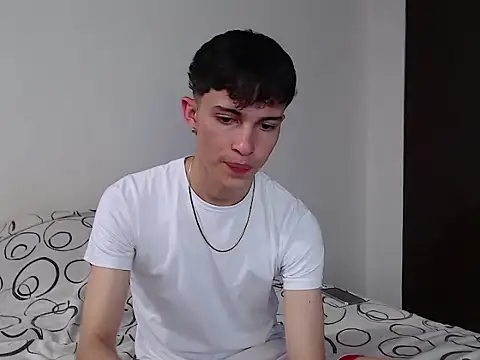 john vichenso online show from 04-21-26, 08:44