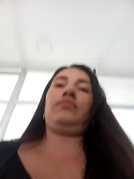 Snapshot of xxx_Alice_ chatting on 09-29-25, 03:17 xxx Alice  online show from 09-29-25, 03:17