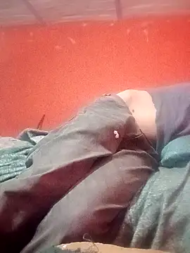 Snapshot of Hay-Viene-El-Huyy chatting on 02-12-26, 12:05 Hay-Viene-El-Huyy online show from 02-12-26, 12:05