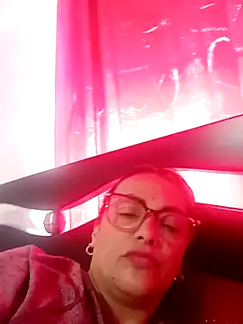 Lady 16 online show from 11-22-25, 03:00