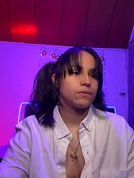 Eymmy 24 online show from 11-19-25, 03:39