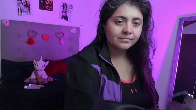 Snapshot of TifanyAmazinng chatting on 02-14-26, 01:41 TifanyAmazinng online show from 02-14-26, 01:41