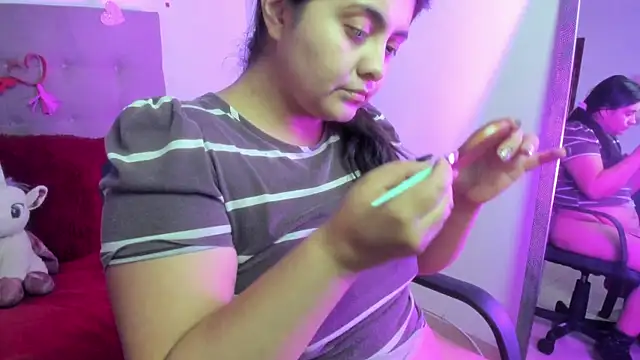 Snapshot of TifanyAmazinng chatting on 02-18-26, 12:45 TifanyAmazinng online show from 02-18-26, 12:45