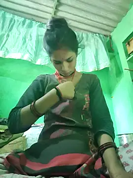 Snapshot of Gulika_Doshi chatting on 04-26-26, 01:58 Gulika Doshi online show from 04-26-26, 01:58