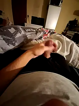 Snapshot of lapousse3 chatting on 09-30-25, 04:28 lapousse3 online show from 09-30-25, 04:28