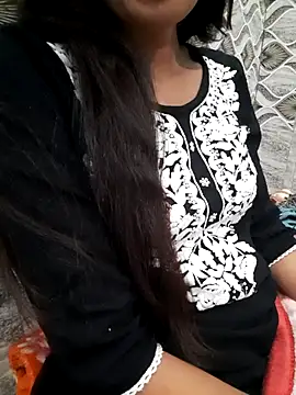 Aarti-kumri online show from 11-09-25, 02:48