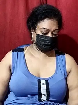 Snapshot of surekha-30 chatting on 06-12-26, 06:29 surekha-30 online show from 06-12-26, 06:29