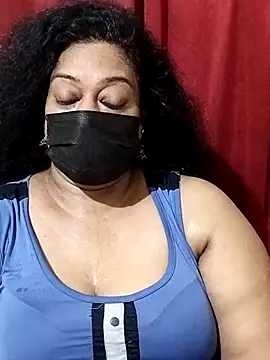 Snapshot of surekha-30 chatting on 07-28-26, 05:01 surekha-30 online show from 07-28-26, 05:01