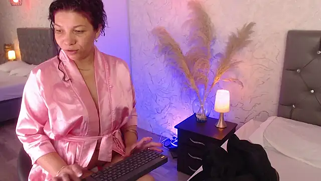 Snapshot of Serena_Houstonn chatting on 06-16-26, 10:29 Serena Houstonn online show from 06-16-26, 10:29