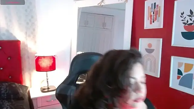 merly chica online show from 12-01-25, 01:05