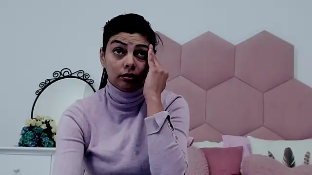 LadyLiia online show from 02-14-25, 04:58