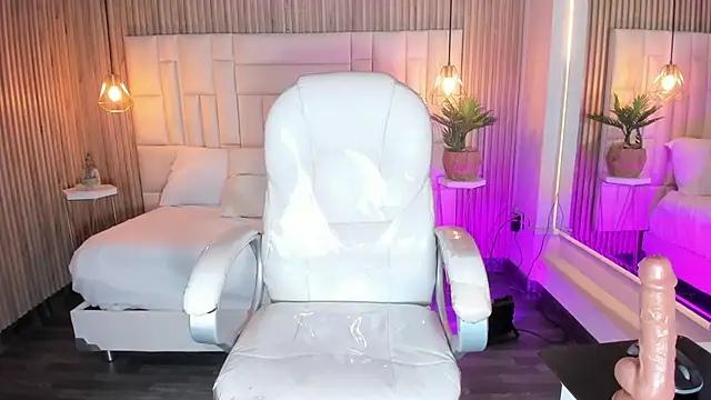 DulceGreem online show from 09-17-25, 11:56