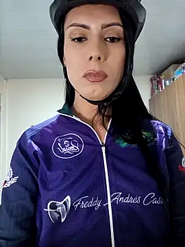 Snapshot of grecia_live69 chatting on 11-10-25, 03:38 grecia live69 online show from 11-10-25, 03:38