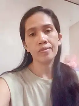 Sweet-n-HotCandy online show from 07-18-26, 01:21