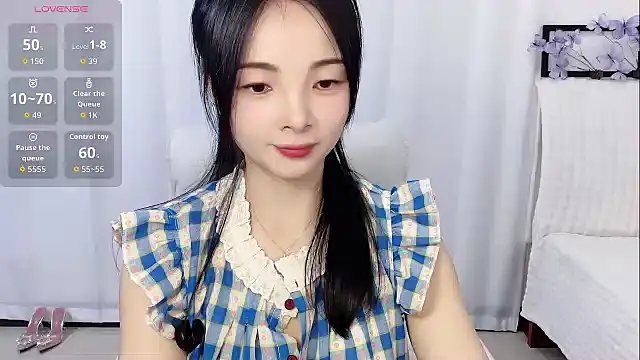 Snapshot of Tangbao-Baby chatting on 07-07-26, 03:31 Tangbao-Baby online show from 07-07-26, 03:31