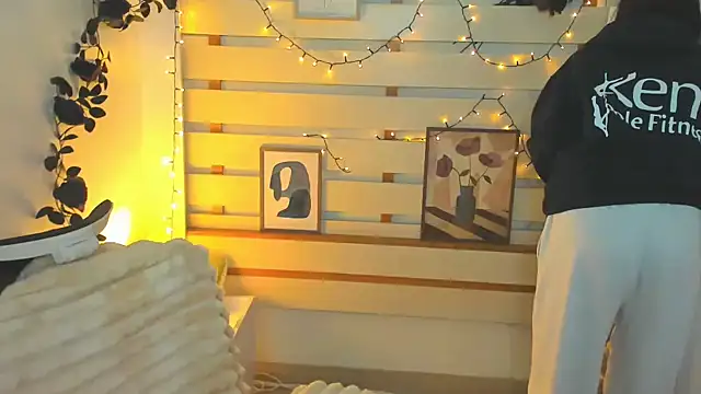 Aurora Loveu online show from 02-05-26, 08:46