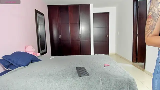 marianaandvalen online show from 03-10-26, 11:04