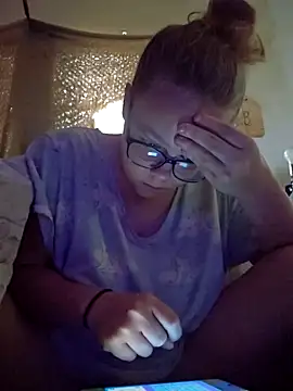 countrymomma online show from 10-07-25, 12:57